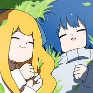 Close-up picture featuring Nana and Lili.[38]