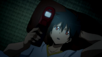 Maou receives a mysterious text