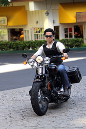 Chin Ho Kelly's Harley-Davidson FXSTS Softail Springer