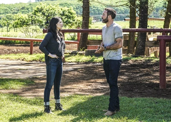 Gone On The Road From Which There Is No Returning Hawaii Five O Wiki Fandom This season, mcgarrett must endure sensory deprivation torture to find a friend's killer. hawaii five o wiki