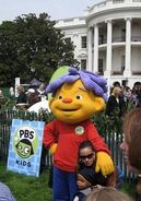 Sid at the White House for the 2009 Easter Egg Roll.