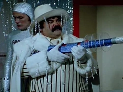 Monster Squad 1x11 001