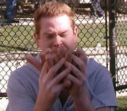 Charmed 2x13 003