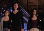 Charmed 1x01 012