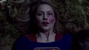 Supergirl 4x21 004