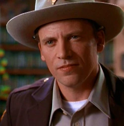 Dark Angel 2x16 002