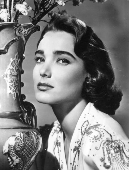 Julie Adams | Headhunter's Holosuite Wiki | Fandom