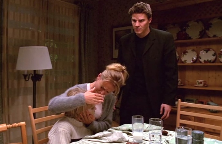 Angel: I've Got You Under My Skin | Headhunter's Holosuite