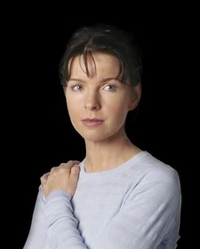 Diana Skouris 001