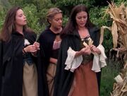 Charmed 3x04 002