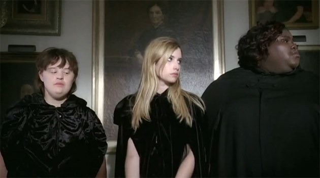 American horror story hotsell season 3 episode 1