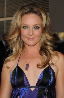 Elisabeth Röhm - Wikipedia