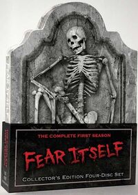 FEAR ITSELF SPECIAL DVD BOX　Vol. g6bh9ry I love the packaging design of this Fear Itself: Season One
