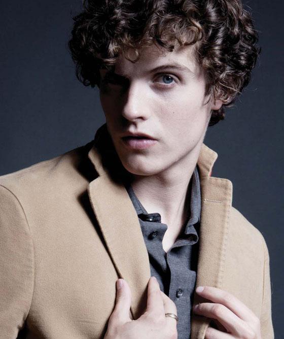 Daniel Sharman - IMDb