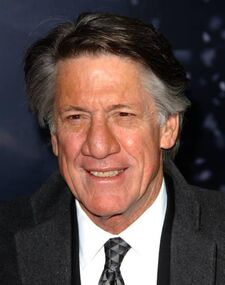 Stephen Macht