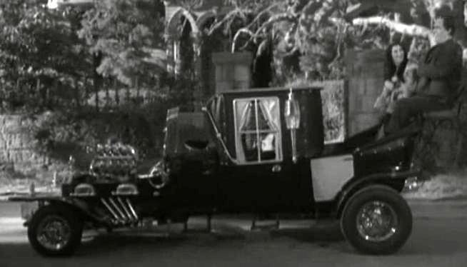 Munsters: Rock-a-Bye Munster | Headhunter's Horror House Wiki | Fandom