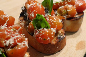 Bruschetta chrytomatoes