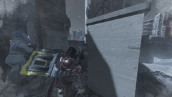 A Helldiver aids a squad of 