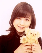 -Mii Shimizu- After producing wedding dolls for about 50 wedding productions, in 1993 she started production activities mainly to make original custom-made teddy bears for each person. Her previous works include wedding bears, baby birthday bears with names and dates, and clothes bears that match the person's style. In addition, the image taken was also released by Sanrio as a card. She was the Runner-up in the 1st and 2nd Sanrio Teddy Bear Contests.