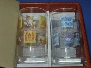 Lindy15.jpeg (39 KB) Collectible glasses featuring Lindy's portrait.