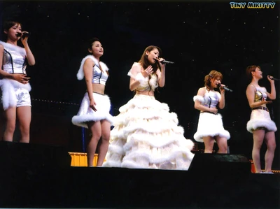 Fujimoto Miki, Ishikawa Rika, Iida Kaori, Yoshizawa Hitomi, Yaguchi Mari