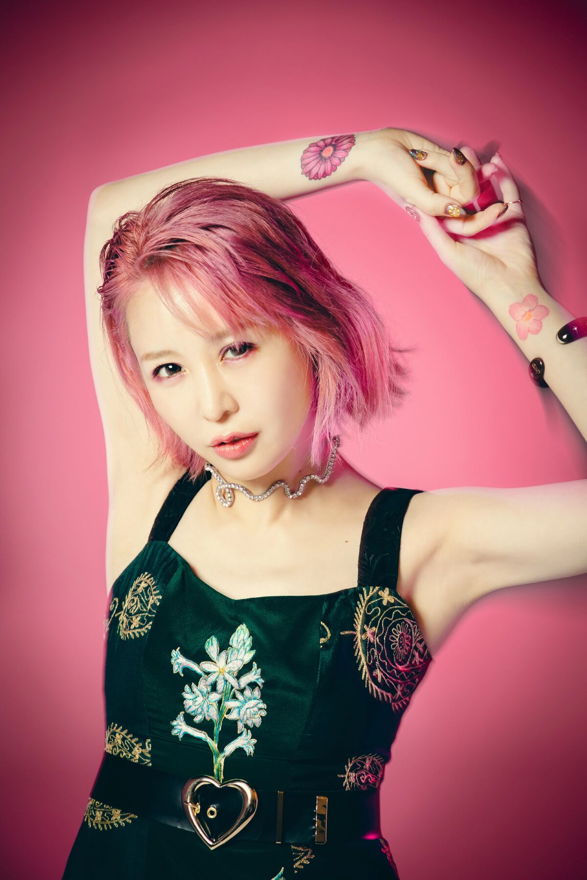 ZOCX 大森靖子 桃色うさ耳SEIKOパーカー 2025年最新】大森靖子 パーカーの人気アイテム - メルカリ