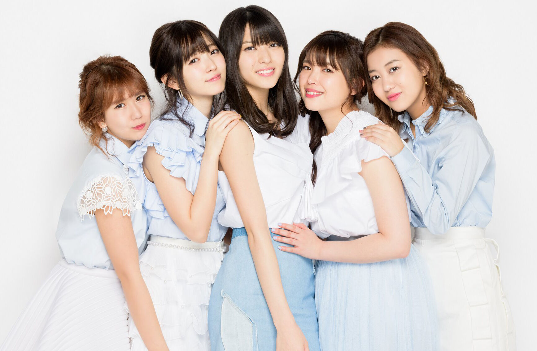 アップフロントワークス ℃-ute CD ℃OMPLETE SINGLE COLLECTION(初回生産限定盤A)(Blu-ray Disc付)