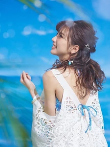 Mano Erina, March 2018
