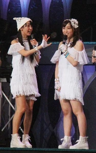 New sub-leaders Iikubo Haruna and Fukumura Mizuki