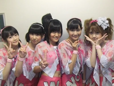 S/mileage with Tanaka Reina