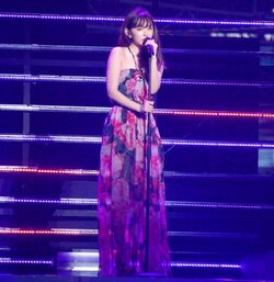Amazon.co.jp: 鈴木愛理 1st LIVE 〜Do me a favor @ 日本武道館