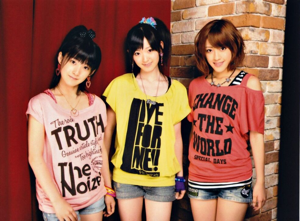 嗣永桃子 on Buono! Live 2012 DVD 61cde371a5eaae1a3f2934bdf62afb