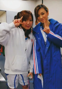 Konno Asami, Yoshizawa Hitomi