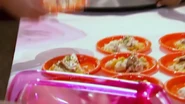 Jen (S4)'s 80 Pregnant Women Portions Dish.png (411 KB) Jen's 80 Pregnant Women Portions Dish (Episode 12)