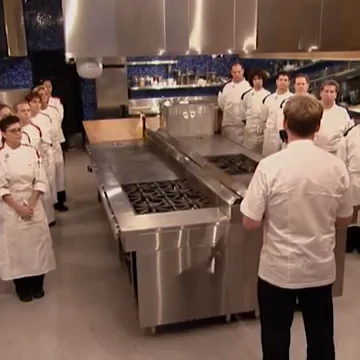 Episode 201 12 Chefs Hells Kitchen Wiki Fandom