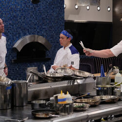 Category Season 18 Episodes Hell s Kitchen Wiki Fandom