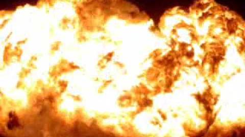 Holy_Smoke!!!_Burningman_2007_Oil_Rig_Platform_explosion