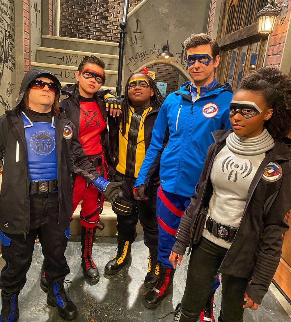 https://static.wikia.nocookie.net/henrydanger/images/8/8e/Danger_Force_Schwoz_Brainstorm.jpg/revision/latest?cb=20210621220058