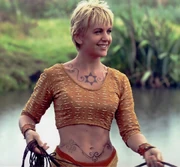 Gabrielle fishes for Xena before hearing about Ephiny's death