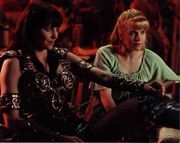 Xena and Gabrielle, The Path Not Taken