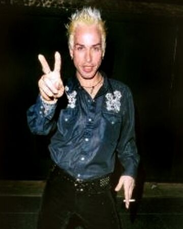 Alexis Arquette Legendary Journeys Fandom Alexis Arquette Legendary Journeys Fandom