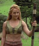 Hope, who is also played by Renée O'Connor wears the same outfit in her adult form (XWP: "Sacrifice II")