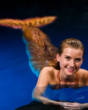 Ondina Mako Mermaids Heroes And Villains Wiki Fandom Luckily, after the events of season 2 of mako mermaids, ondina did not see zach as a threat. ondina mako mermaids heroes and