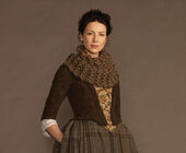 Catriona Balfe as Claire Fraser (s1) 02