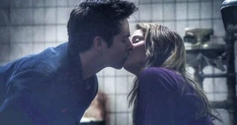 4x01 Stilesmalia