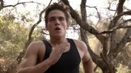 4x06 Liam Jogging1.jpg (227 KB)