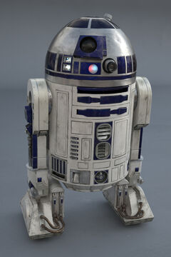RAH STAR WARS R2-D2 リアルアクションヒーローズ Amazon.co.jp: RAH リアルアクションヒーローズ スター