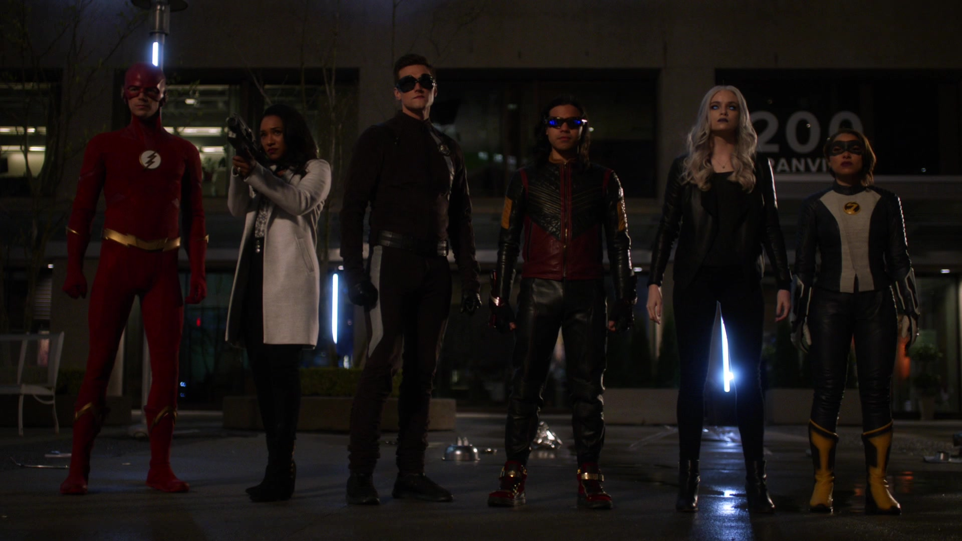 The Flash (Arrowverse), Heroes Wiki