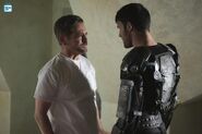 Carlos and father 1x11