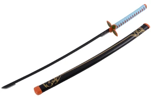 Shinobu's unique nichirin "stinger"